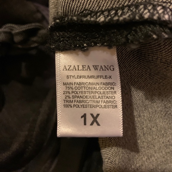 NWOT Azalea Wang Size 1X Black Highway To Hell Ruffle Arm Cropped Denim Jacket - Picture 10 of 11